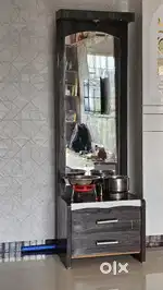 Dressing table with attached mirror and drawers for sale