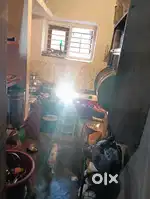 His house     ಲಿಸ್‌