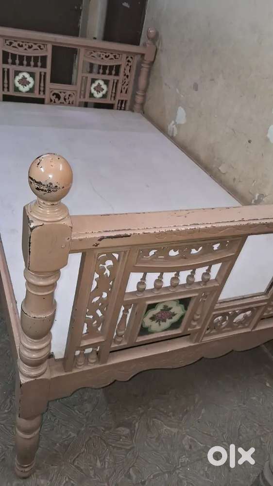 Vintage Rosewood ornamental cot