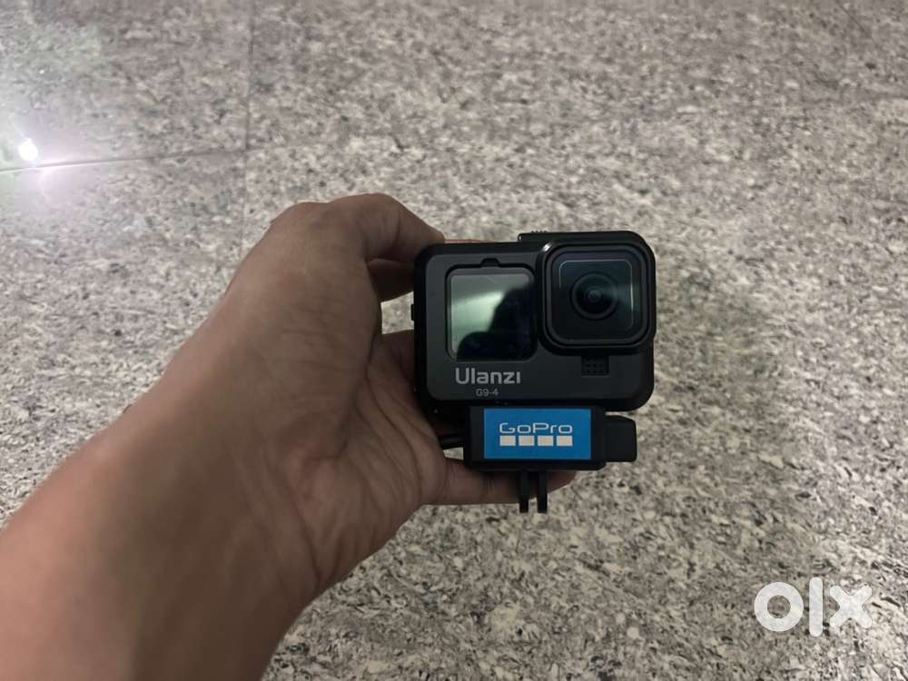 GoPro Hero 10 Black + GoPro Mic Adapter + Ulanzi Case