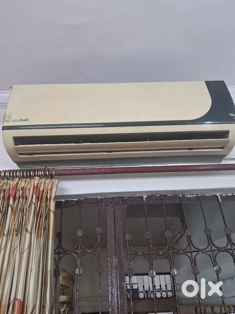 LLOYD Split AC 1.5 TON
