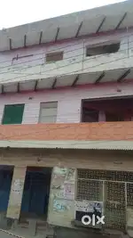House available in prime location of Goverdhan.