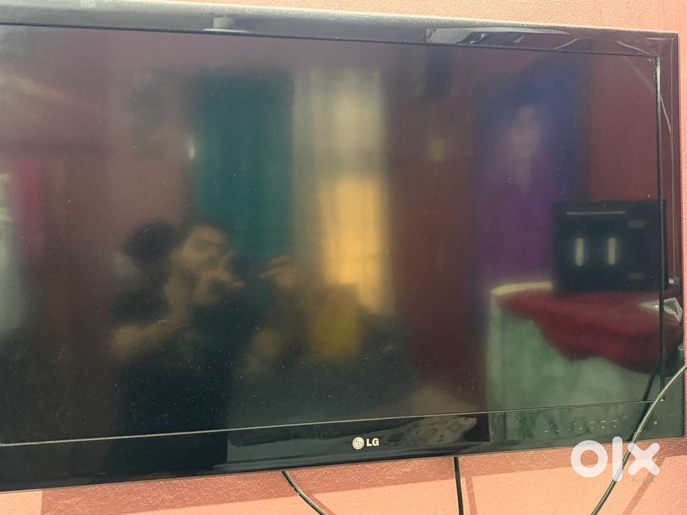 LG LED In a Mint Condition
