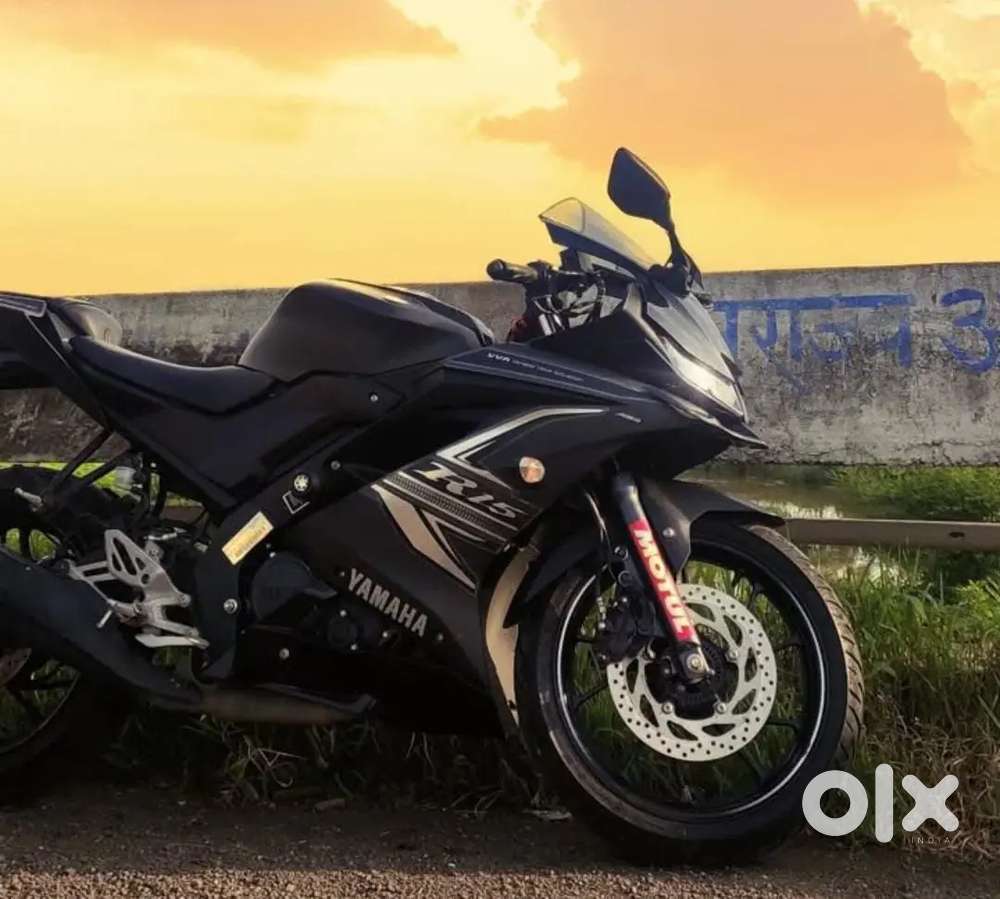 Sporty Yamaha R15 V3  100% Original  Well Maintained  Single Owner