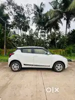 Maruti Suzuki Swift VVT VXI, 2019, Petrol