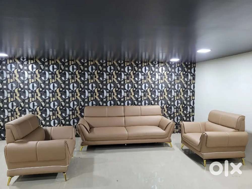 LUXURIOUS 3+2+2 SEATER SOFA SET AVAILABLE AT ZAM ZAM FURNITURE