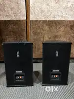 2 pairs - Definitive Technology Bipolar surround speakers BP2x