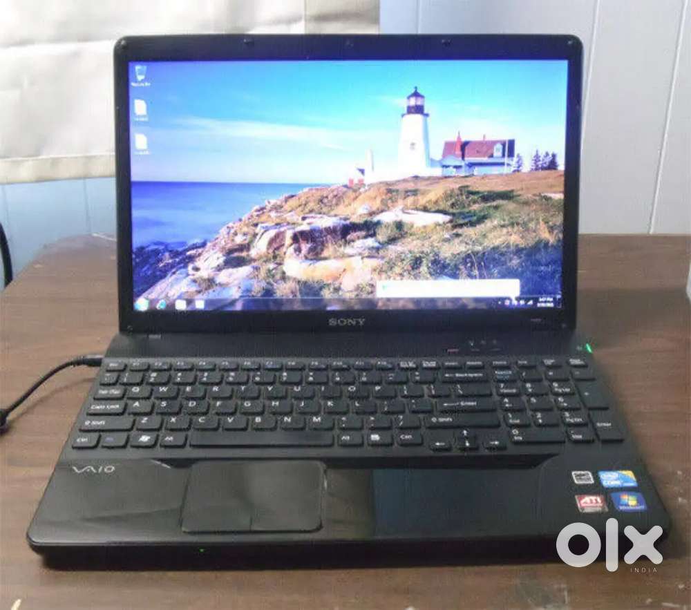 Sony vaio i3 laptop 4gb ram 320 gb storage