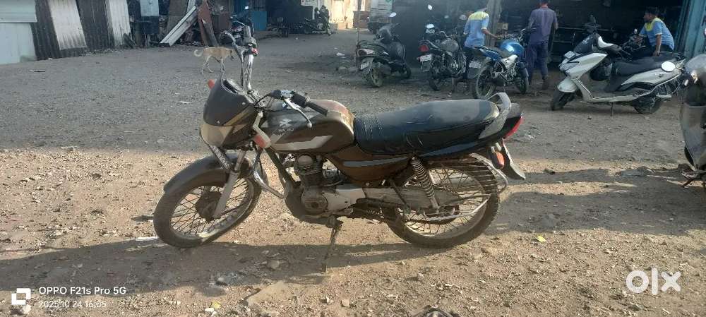 Bajaj  ct 100