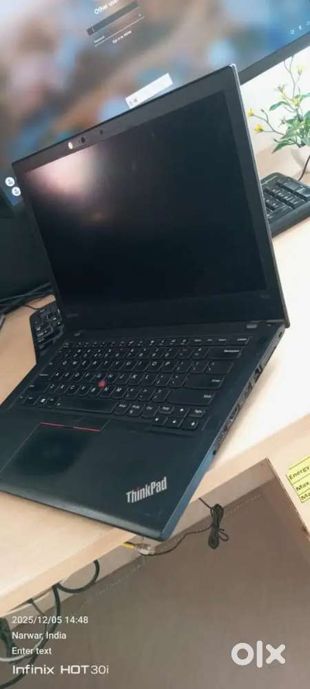 Lenovo ThinkPad Fingerprint+Touchscreen ( i5 , 16+512 ) RS 27000/-
