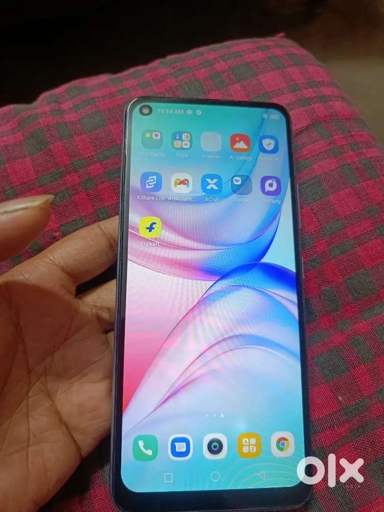 Infinix hot 10 6 Gb RAM + 128 Gb ROM. , in best condition with charger