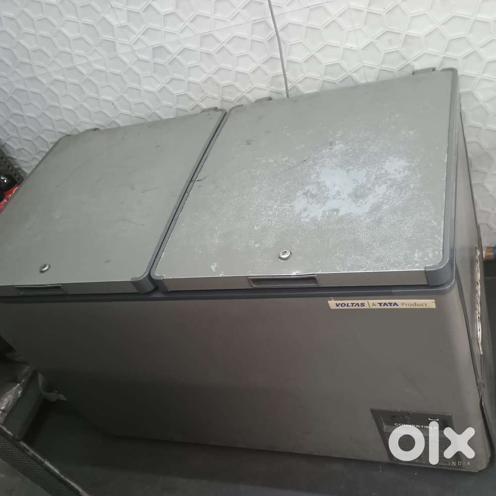 Double door voltas commercial frigde