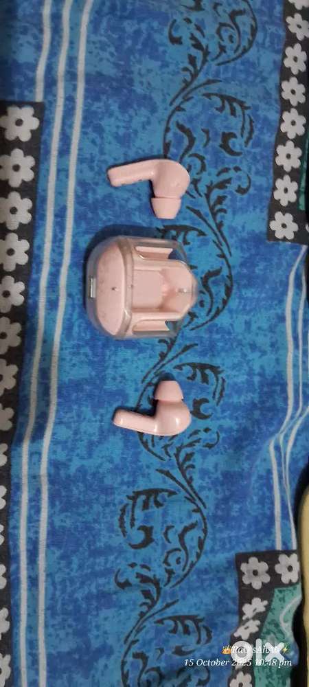 Cool Ear buds