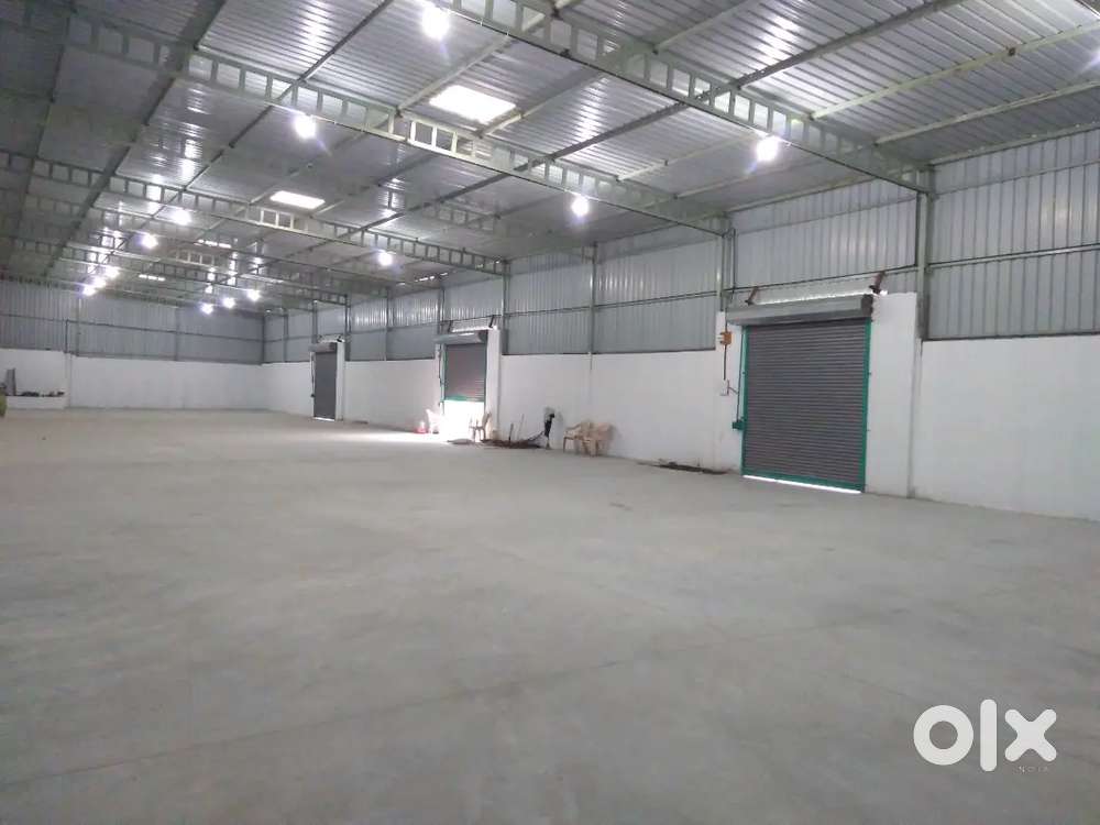 Warehouse available on lease