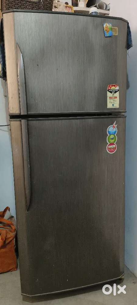 Godrej refrigerator with bill & papers