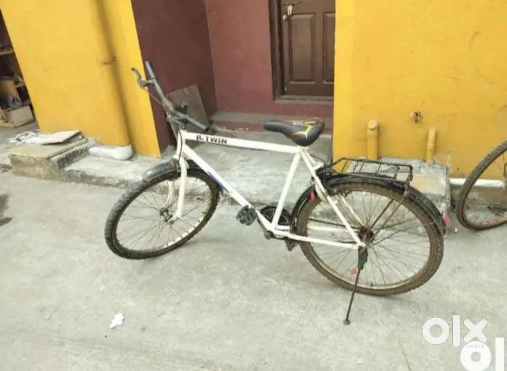 NORMAL TEEN AGERS CYCLE