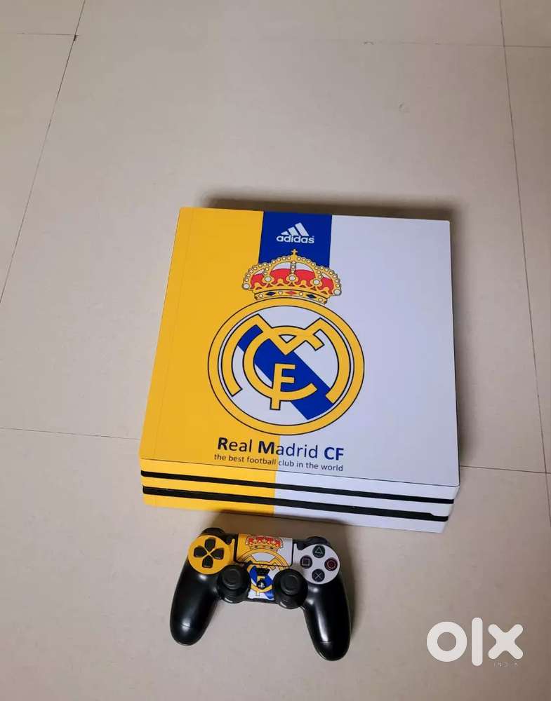 Playstation 4 pro 1TB