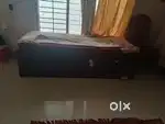 Selling deewan