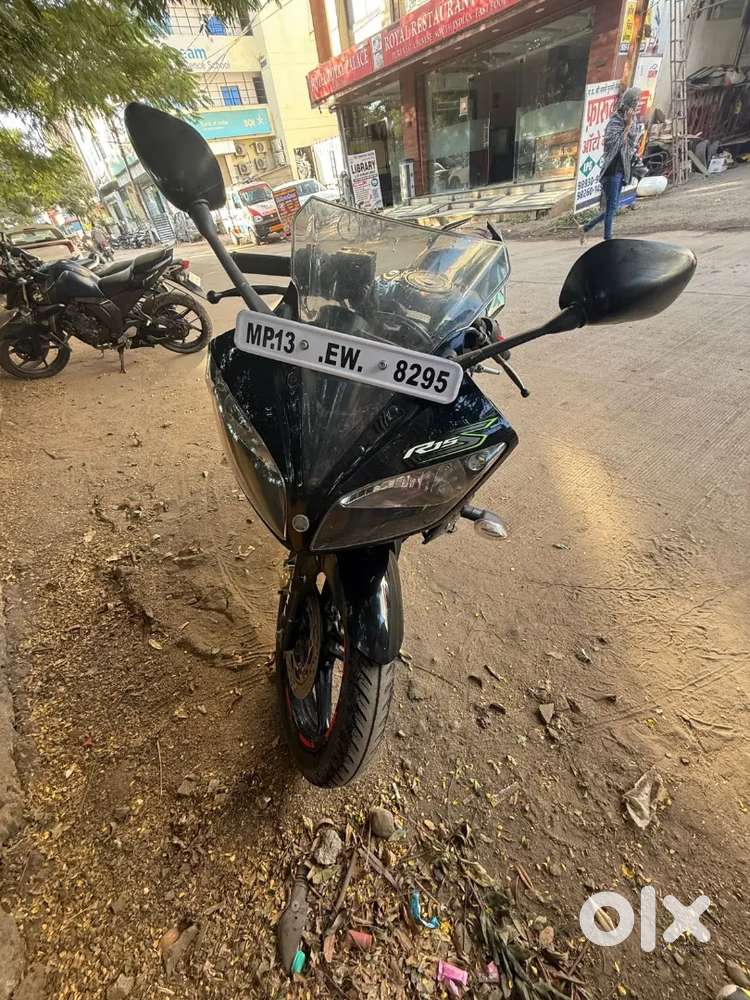 Yamaha r15
