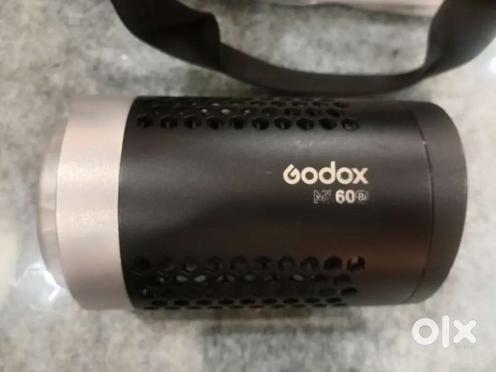 Godox ml60 bi  brand new condition with octa
