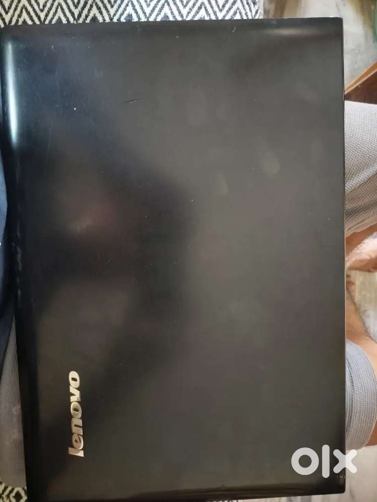 Lenovo laptop in good condition,original charger,2.5 hours backup