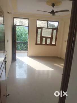 Two BHK flat for rent in mayur vihar extension