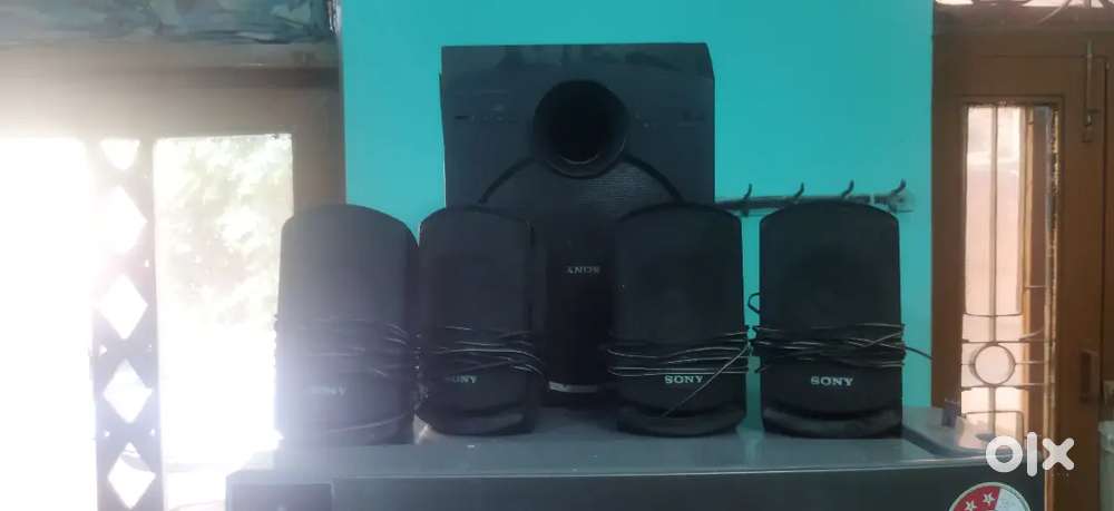 SA-D40 Sony 4.1 speaker's