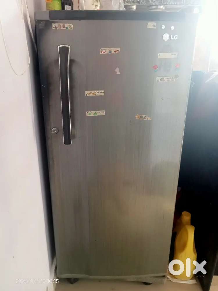 LG fridge to sell
