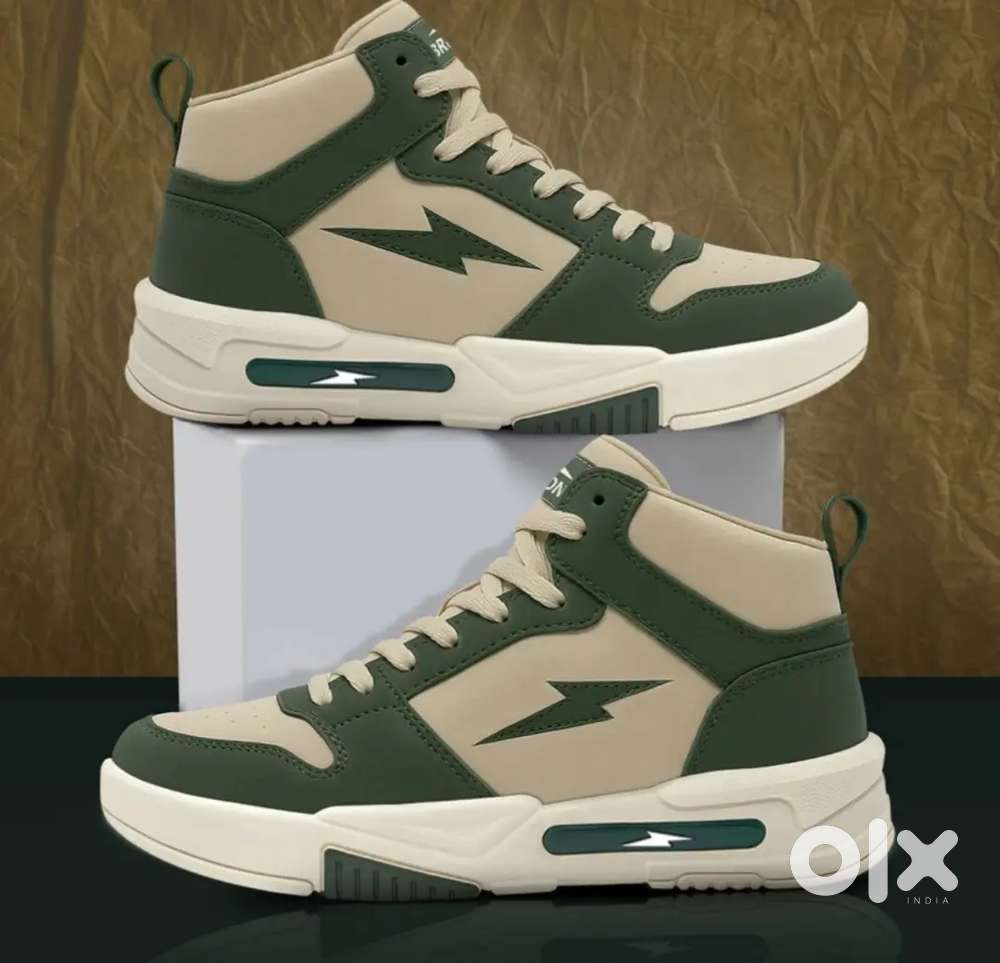 Trendy & Stylish Sports Shoes High Tops For Men