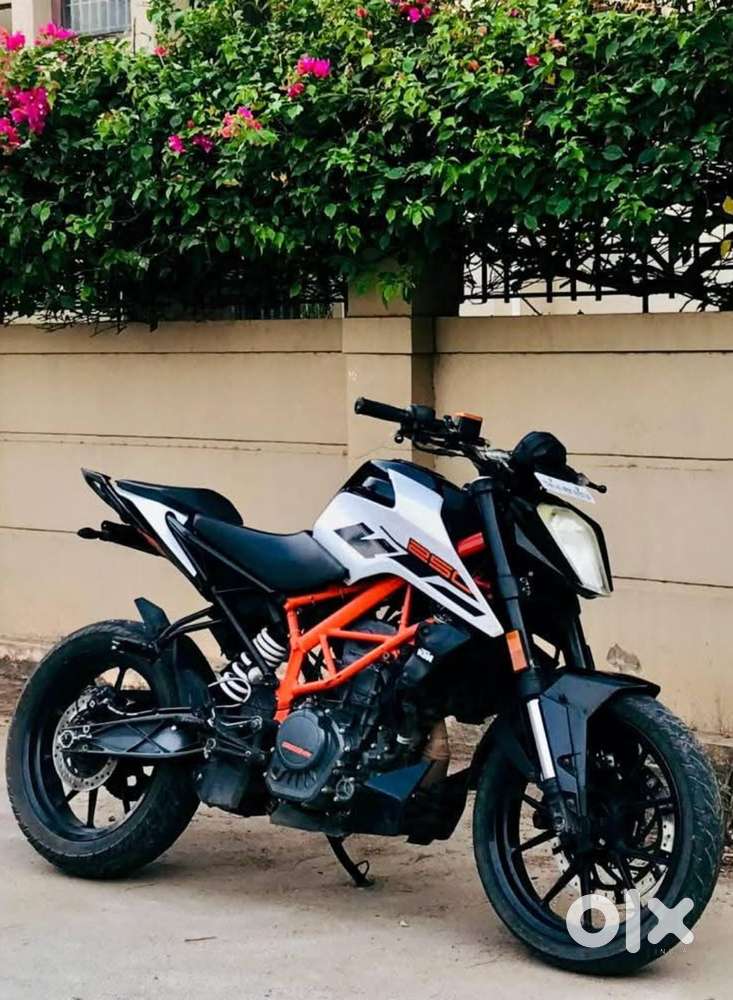 KTM DUKE 125cc - URGENT SALE