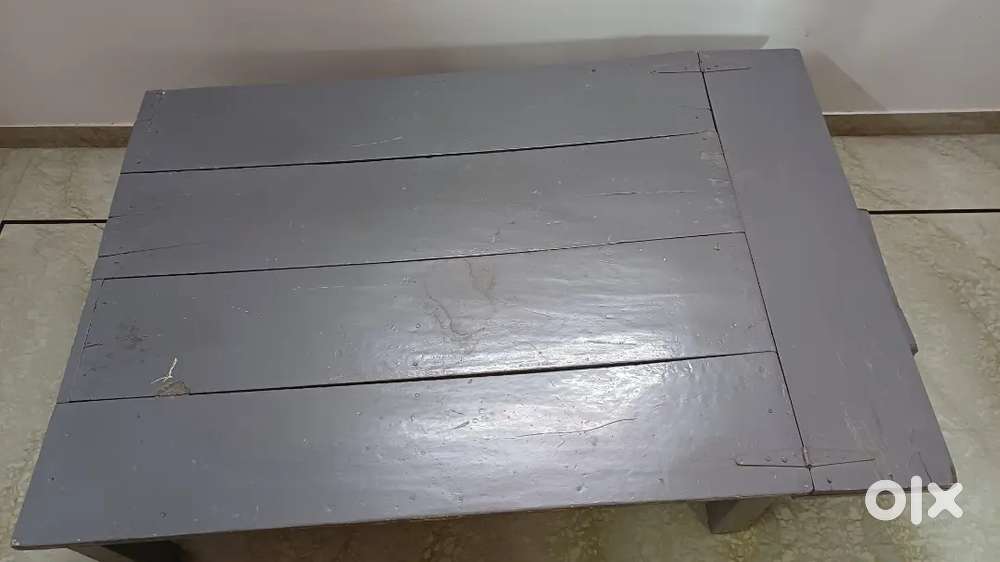 Large and  double bed type strong wood takta
