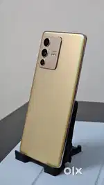 Vivo V23 Pro Sunshine Gold