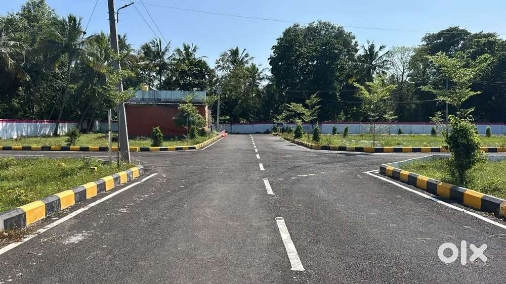 Residential plots for sale @ Naduveerapatu