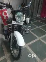 Royal Enfield 350cc (2017) – Well Maintained, Petrol