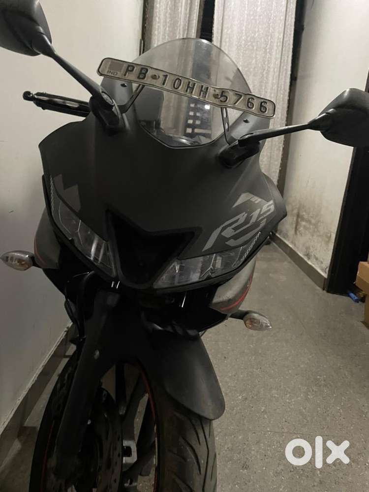 R15 V3 Brand new condition