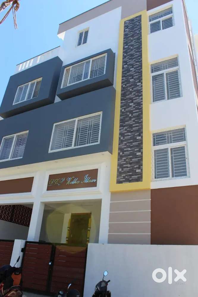 PG AC rooms semi furnished available in Navalur