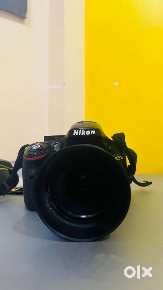 Nikon D5200 DSLR