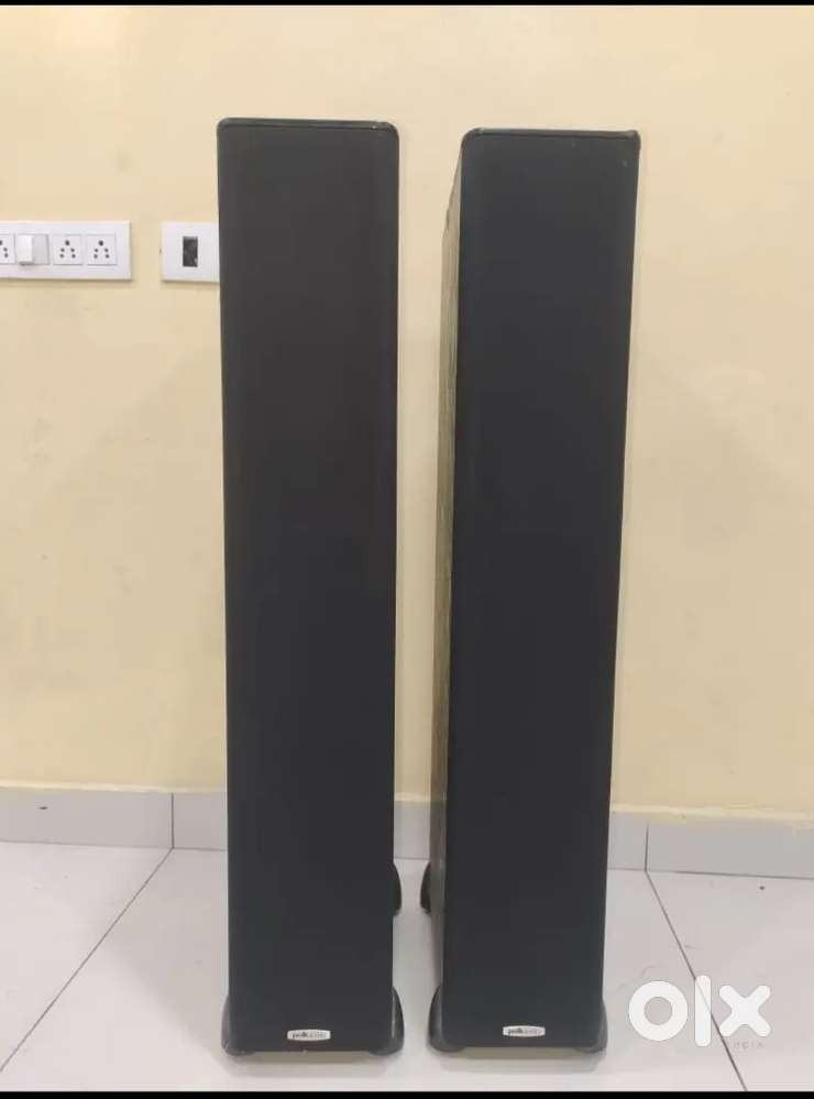 Polk Audio TSI400 Tower speakers
