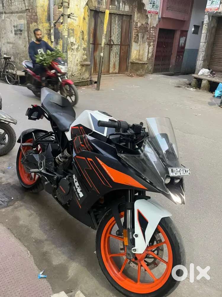 Ktm rc 125 brand new condition first owner full original bike