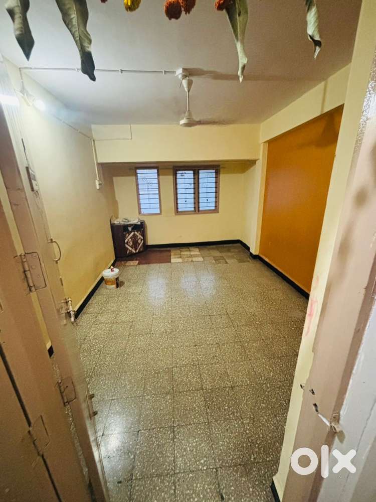 Behind Hotel Great Maratha Shops hotels schools hospitals nearby