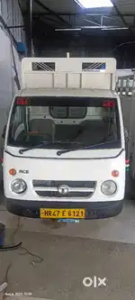 Used Loading Commercial Vehicle