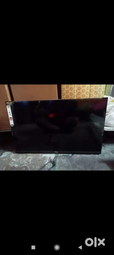 32 inch Phx tv 3month old