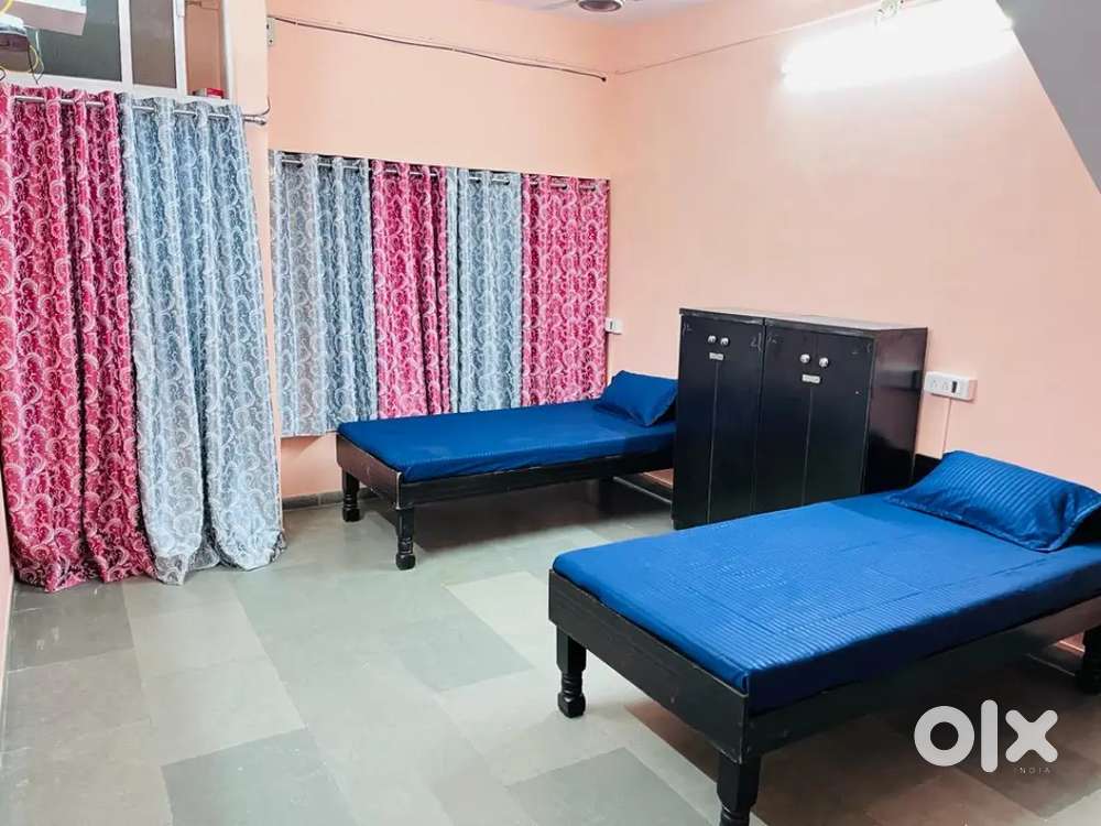 Furnished boys PG Near Vasna Road