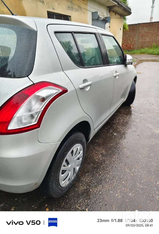 Maruti Suzuki Swift 2015 Diesel 78000 Km Driven
