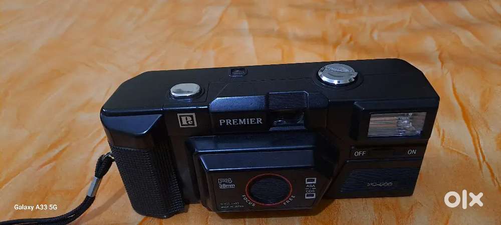 Vintage Camera Premier pc500