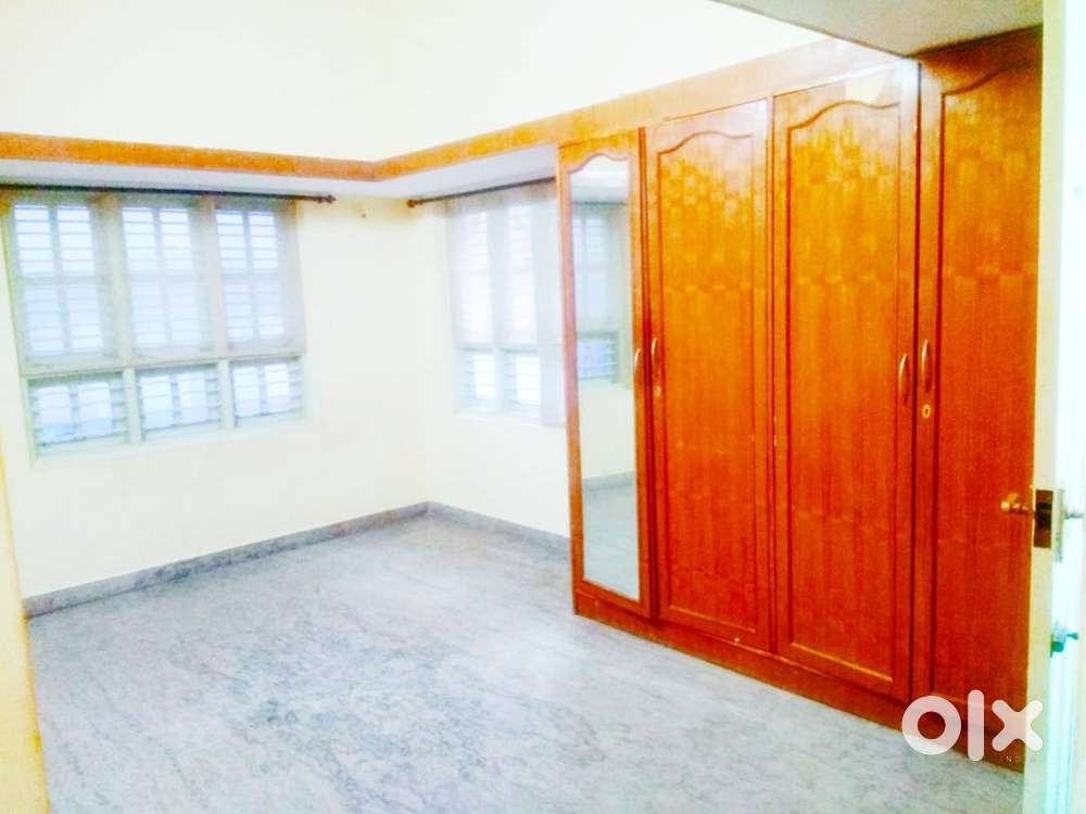 Beautiful 2BHK Builder Floor for LEASE in HSR Layout US883