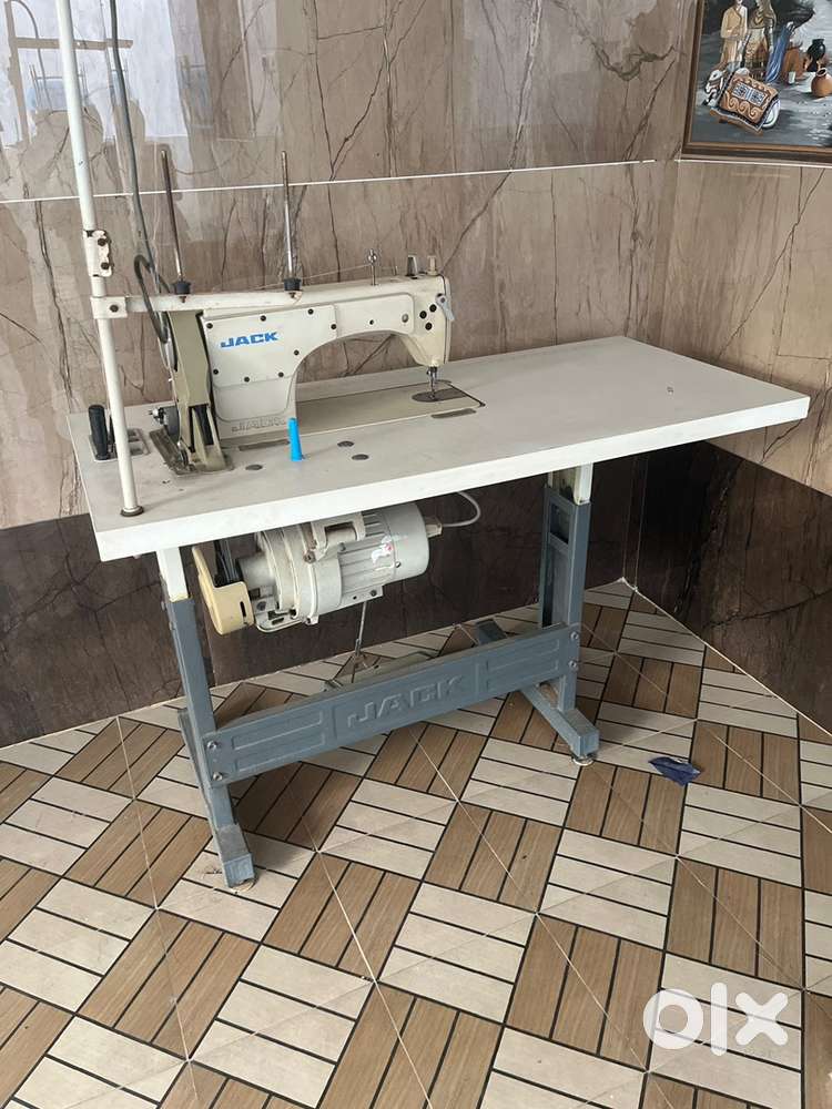 Power Sewing Machine