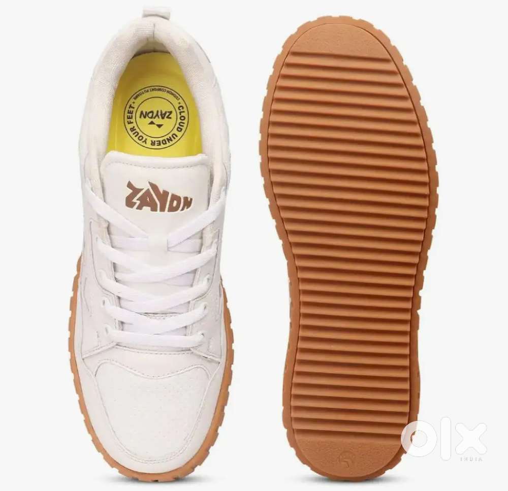 New shoes for sell zaydn size 8