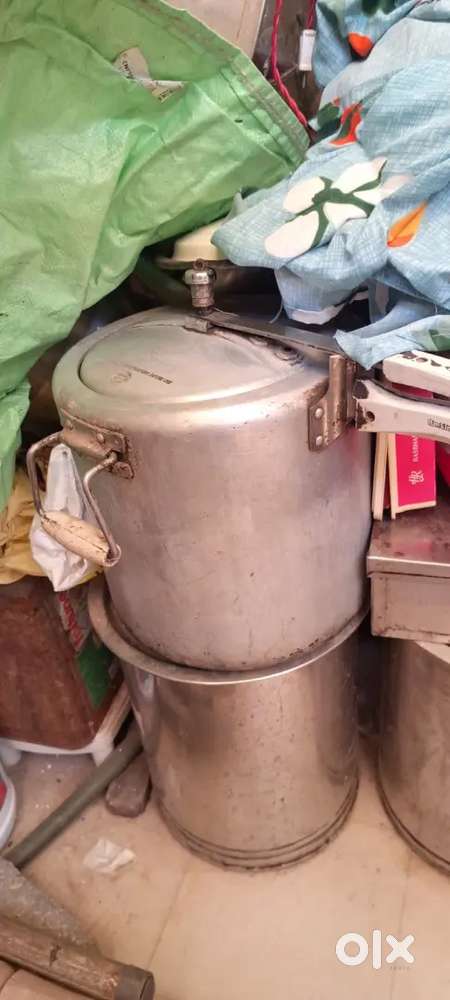 22 लीटर का कुकर hawkins