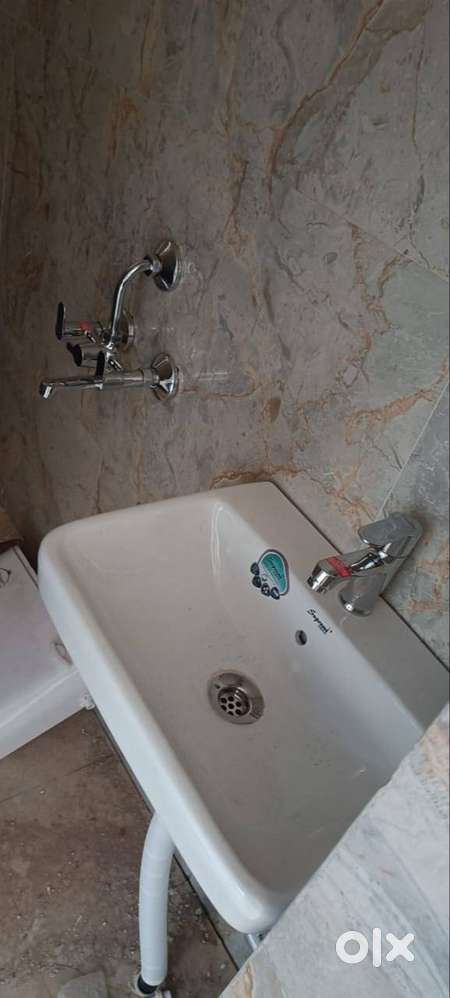 NEW FLAT ON RENT MAIN ROAD ANWARPUR HAJIPUR